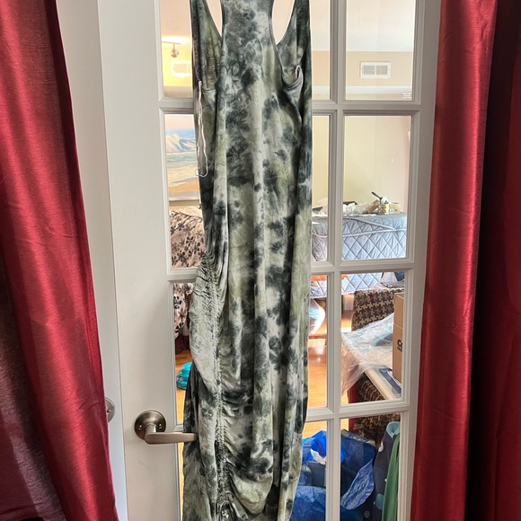 Language dress - Picture 3 of 6